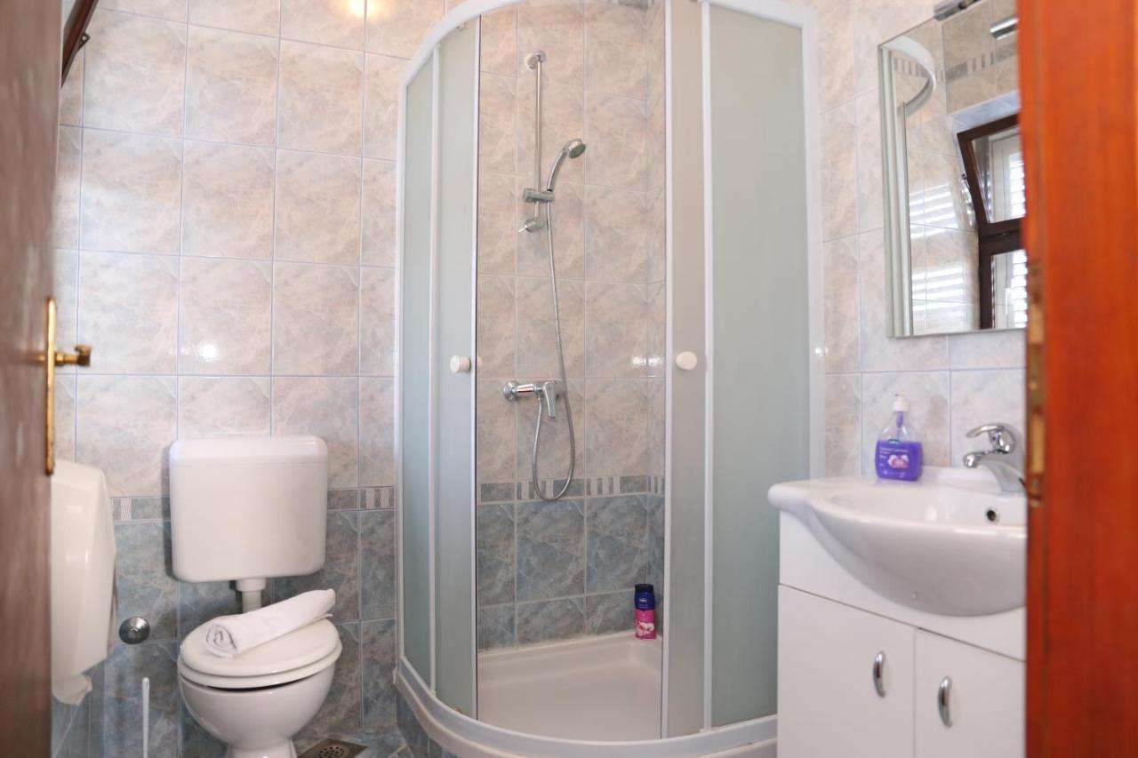Pansion Marinka-Bire Rooms Lumbarda Zewnętrze zdjęcie