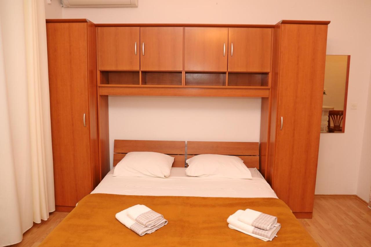 Pansion Marinka-Bire Rooms Lumbarda Zewnętrze zdjęcie